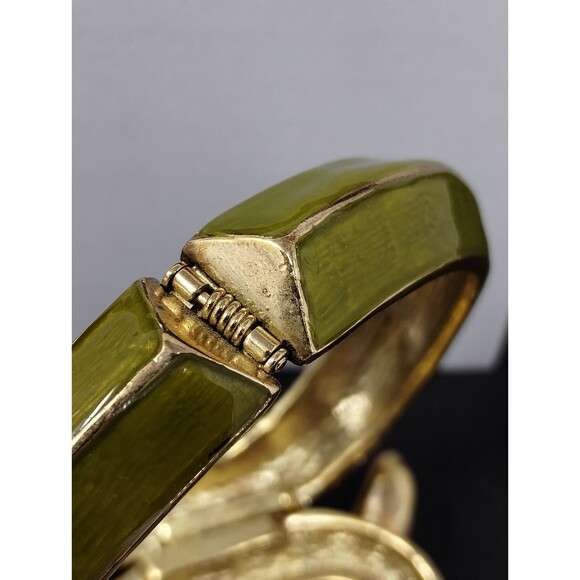 Betsey Johnson Snake Bangle Bracelet Jungle Book Green & Pink Coil Wrap Serpent - Picture 8 of 9